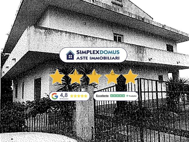 Appartamento in vendita di 244 m² in Strada Scinuso