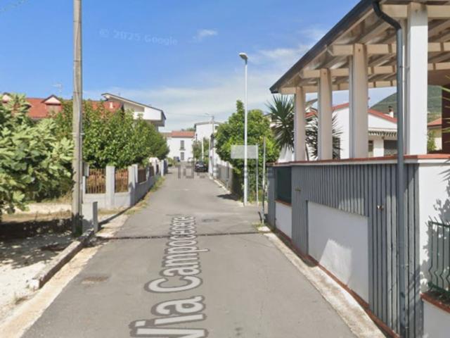 Appartamento in vendita di 2459 m² in Via Campocecere