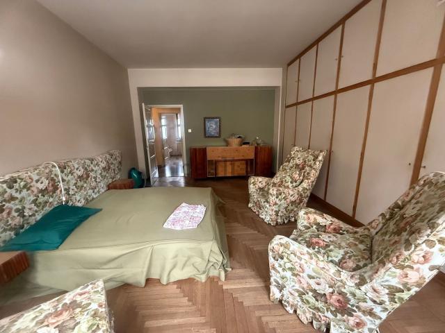 Appartamento in vendita di 245 m² in Via Gorghi