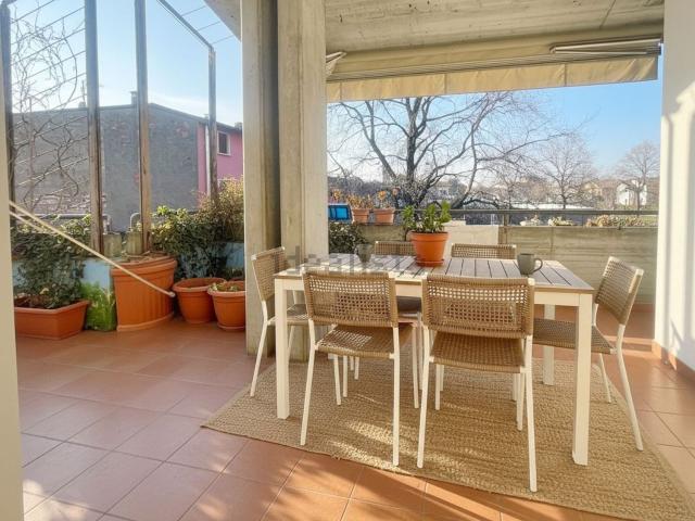 Appartamento in vendita di 245 m² in Via Filande