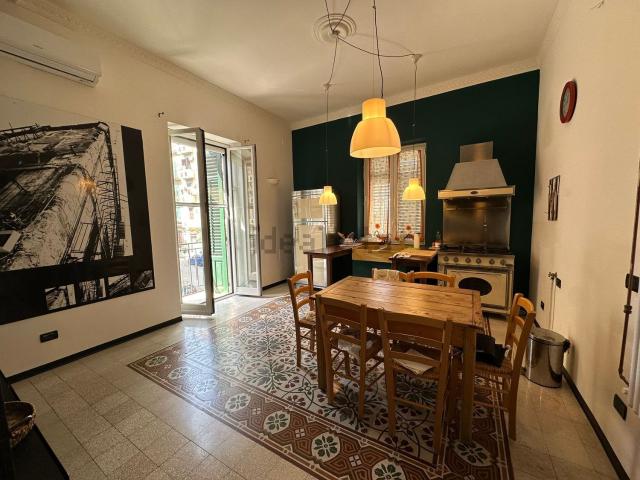 Appartamento in vendita di 245 m² in Via Marco Polo, 52