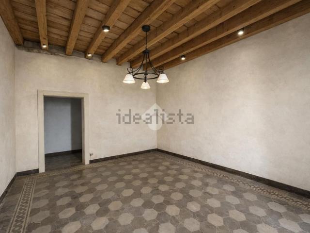 Appartamento in vendita di 245 m² in Via Marengo, 19