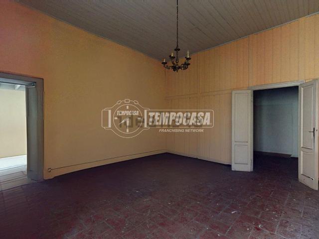 Appartamento in vendita di 245 m² in Via Santi Vitale e Agricola, 5