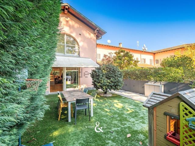 Appartamento in vendita di 245 m² in Via Wolfgang Amadeus Mozart, 13