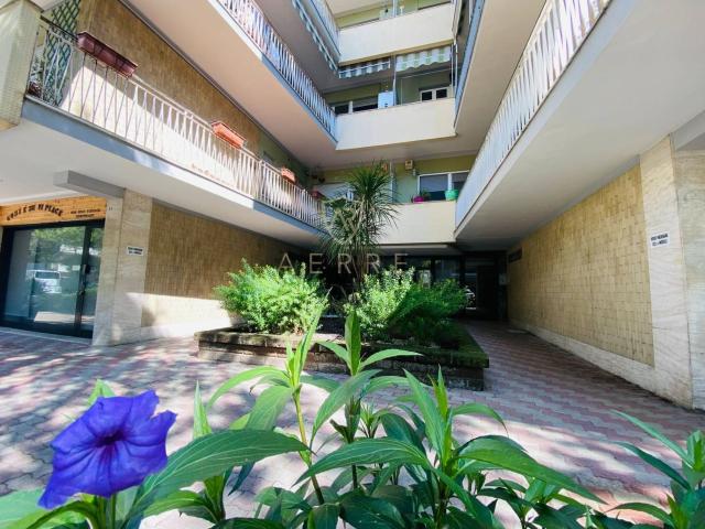 Appartamento in vendita di 245 m² in Viale John Fitzgerald Kennedy, 78