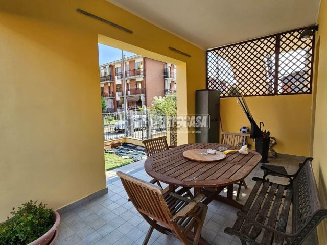 Appartamento in vendita di 246 m² in Via Borgone, 91