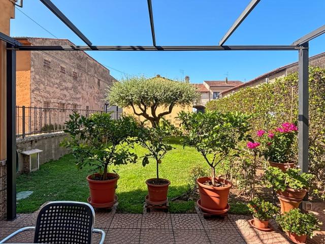 Appartamento in vendita di 246 m² in Via Giuseppe Mazzini, 227