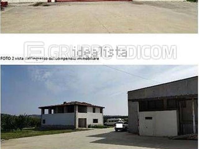 Appartamento in vendita di 246 m² in Piazza Cattedrale