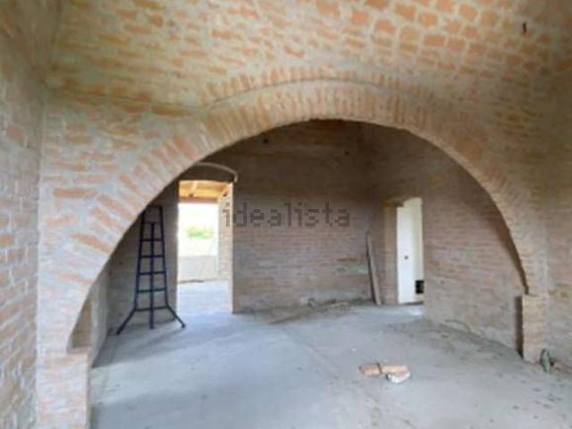 Appartamento in vendita di 246 m² in Strada Provinciale 154