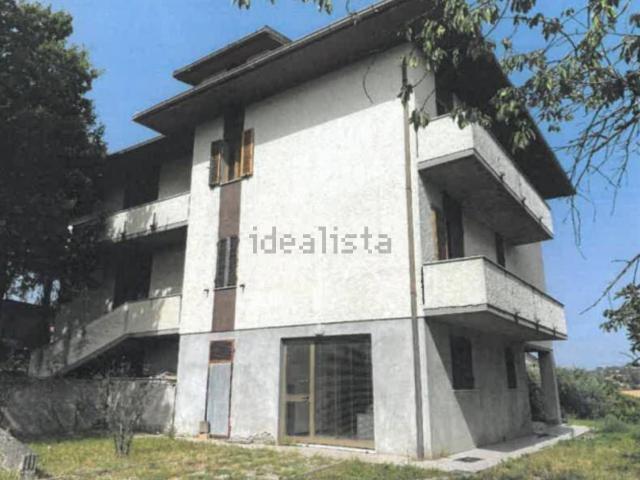 Appartamento in vendita di 247 m² in Via Borgo