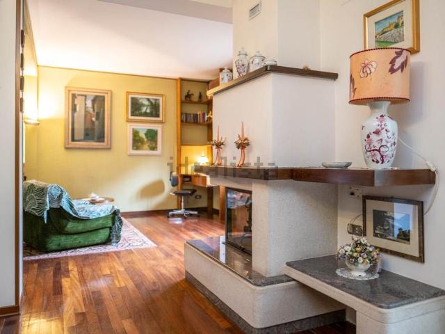 Appartamento in vendita di 249 m²