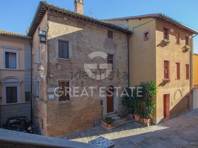 Appartamento in vendita di 249 m² in Via Isonzo