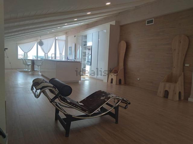 Appartamento in vendita di 250 m²