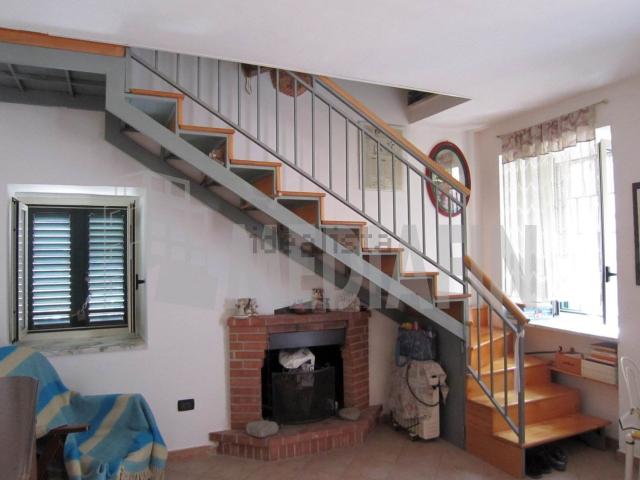 Appartamento in vendita di 250 m² in Via Cairoli, 67