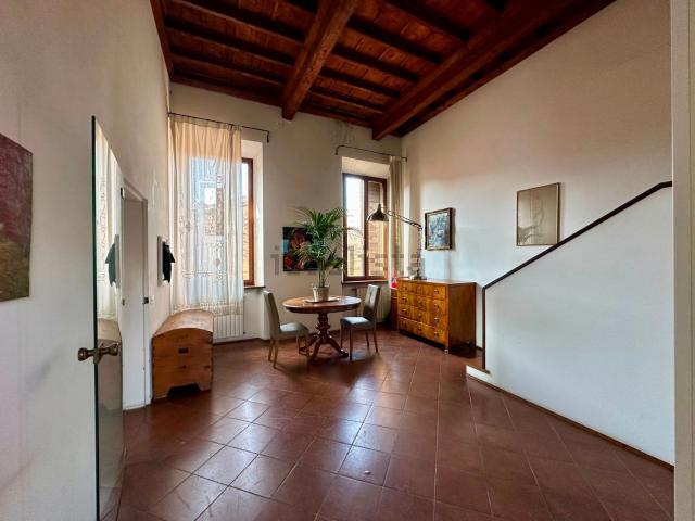 Appartamento in vendita di 250 m² in Via Cammello