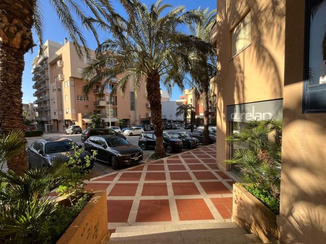 Appartamento in vendita di 250 m² in Via Alessandro Manzoni, 67