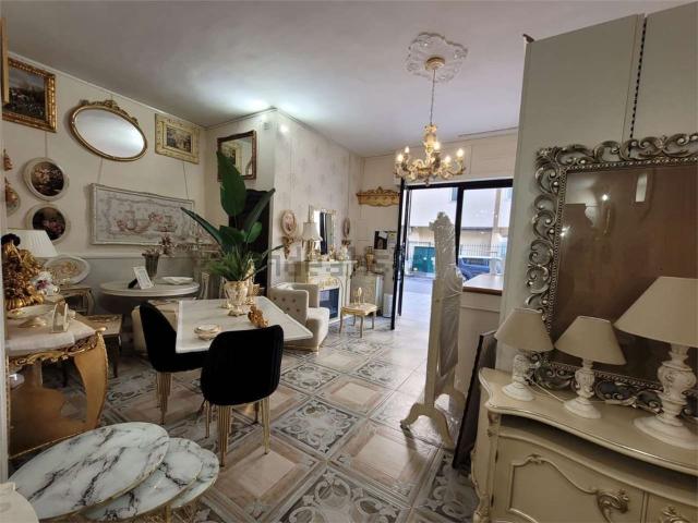 Appartamento in vendita di 250 m² in Via Assisi