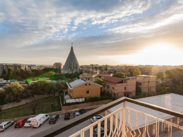 Appartamento in vendita di 250 m² in Via Augusto Von Platen