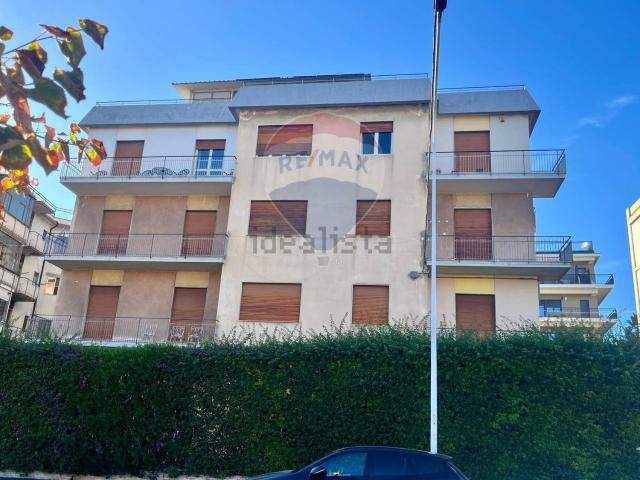 Appartamento in vendita di 250 m² in Via Battista Grassi, 11
