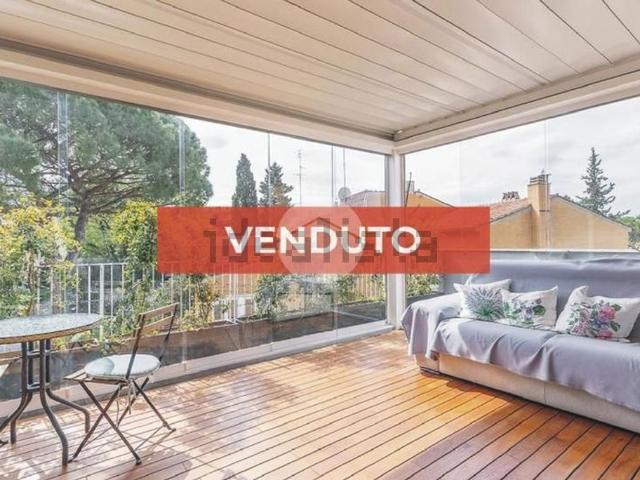 Appartamento in vendita di 250 m² in Via Bartolomeo Gosio, 85