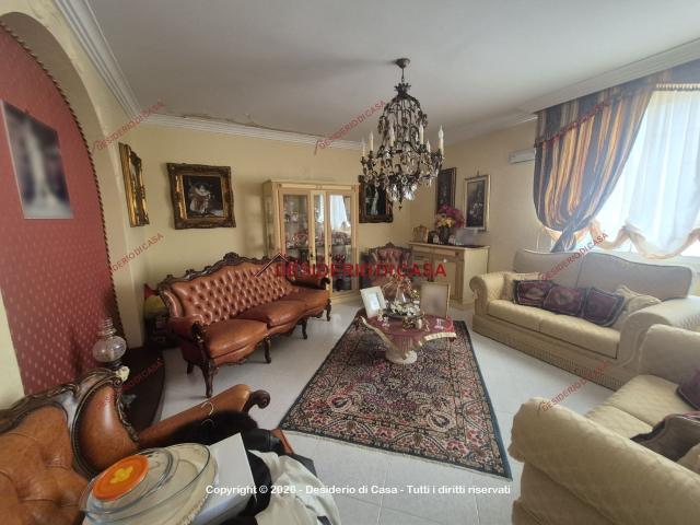Appartamento in vendita di 250 m² in Via Bessarione, 195