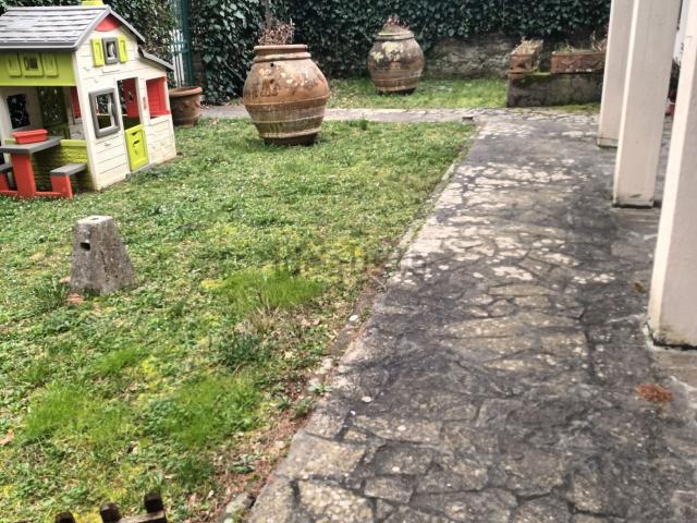 Appartamento in vendita di 250 m² in Via Giuliano da Bivigliano