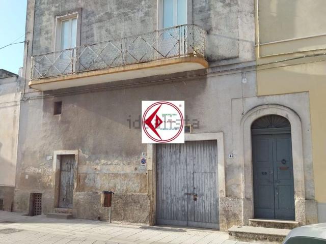 Appartamento in vendita di 250 m² in Via Giuseppe Garibaldi, 39