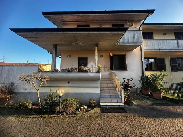 Appartamento in vendita di 250 m² in Via Guglielmo Marconi, 2