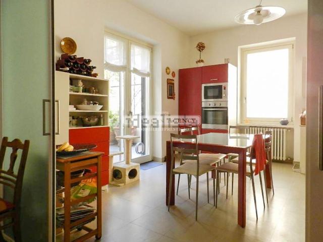 Appartamento in vendita di 250 m² in Via dei Pilastri