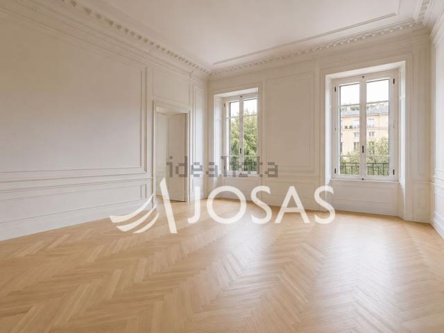 Appartamento in vendita di 250 m² in Via del Corso
