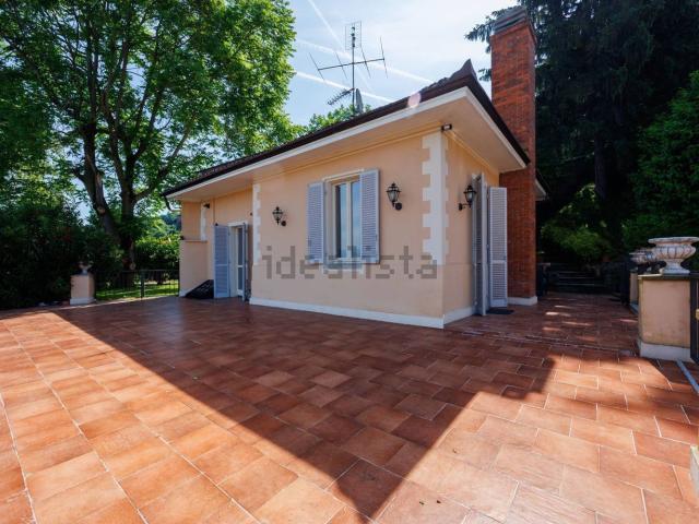 Appartamento in vendita di 250 m² in Via Monteu da Po