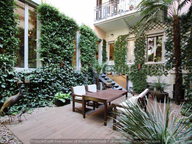 Appartamento in vendita di 250 m² in Via Macedonio Melloni