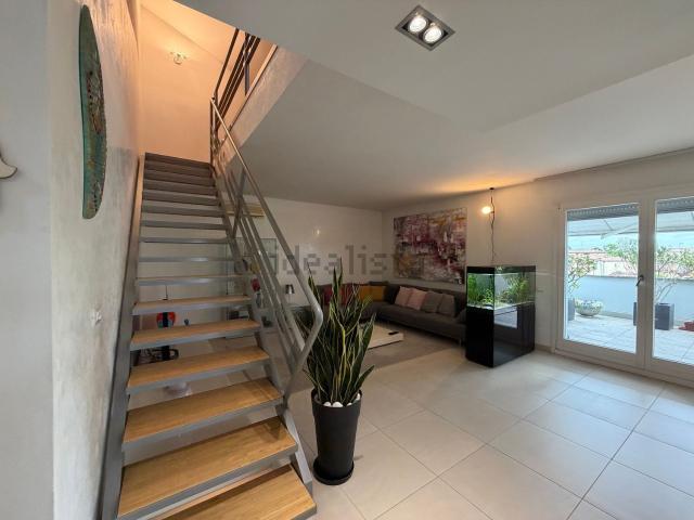 Appartamento in vendita di 250 m² in Via Magro