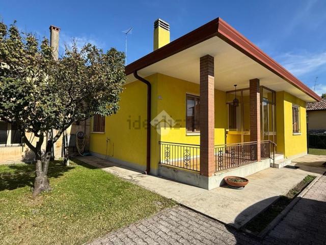 Appartamento in vendita di 250 m² in Via Nazario Sauro, 300