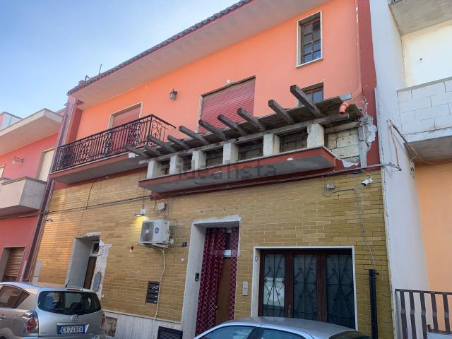 Appartamento in vendita di 250 m² in Via San Carlo Borromeo, 8