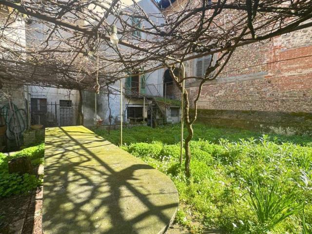 Appartamento in vendita di 250 m² in Via Santa Croce, 12