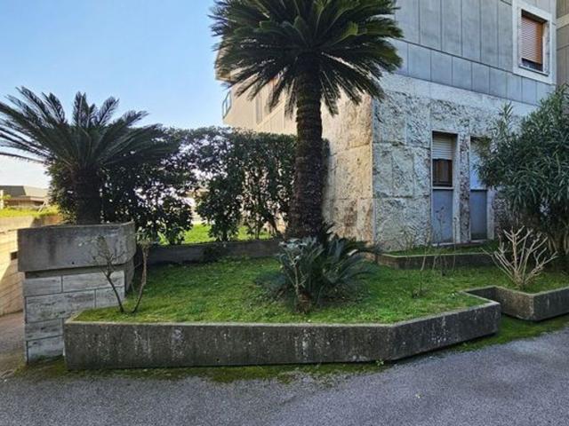 Appartamento in vendita di 250 m² in Via Stazio