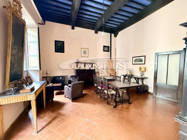 Appartamento in vendita di 250 m² in Via Pier della Francesca