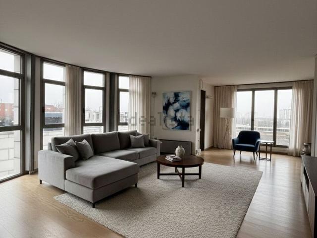 Appartamento in vendita di 250 m² in Via Placido Rizzotto