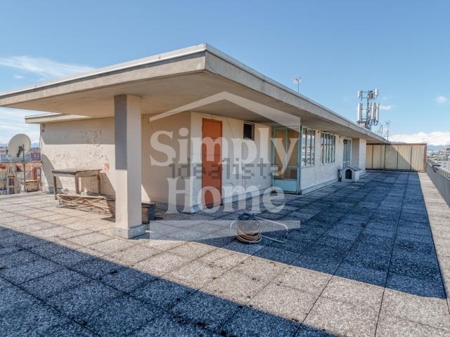 Appartamento in vendita di 250 m² in Via Rodolfo Renier, 33
