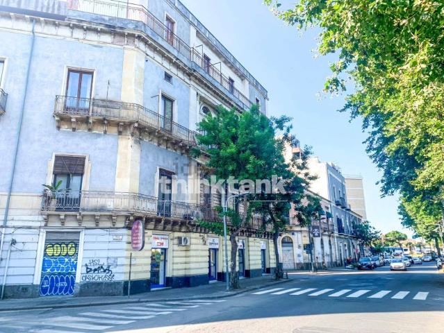 Appartamento in vendita di 250 m² in Via Tezzano, 8