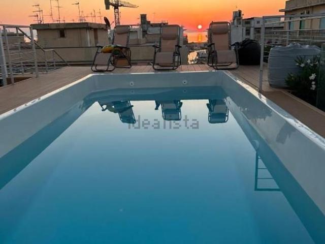 Appartamento in vendita di 250 m² in Via Tenente Siro Brigiano