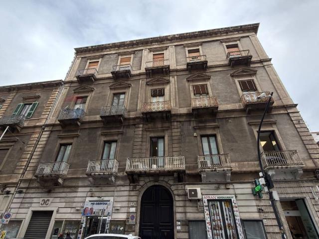 Appartamento in vendita di 250 m² in Via Umberto I, 121