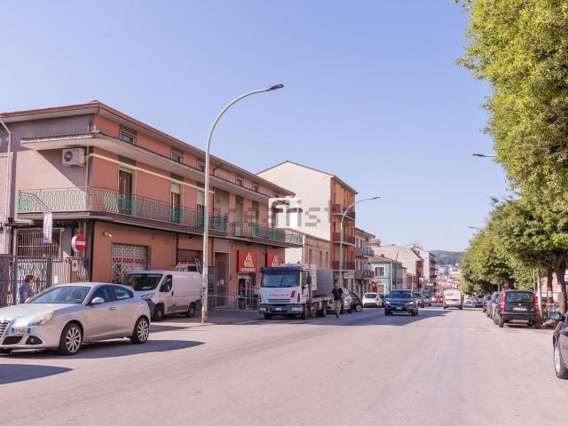 Appartamento in vendita di 250 m² in Viale XXIV Maggio, 137