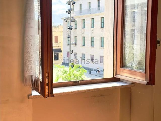 Appartamento in vendita di 250 m² in Viale Amendola, 37