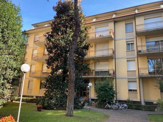 Appartamento in vendita di 250 m² in Viale delle Ceramiche, 20