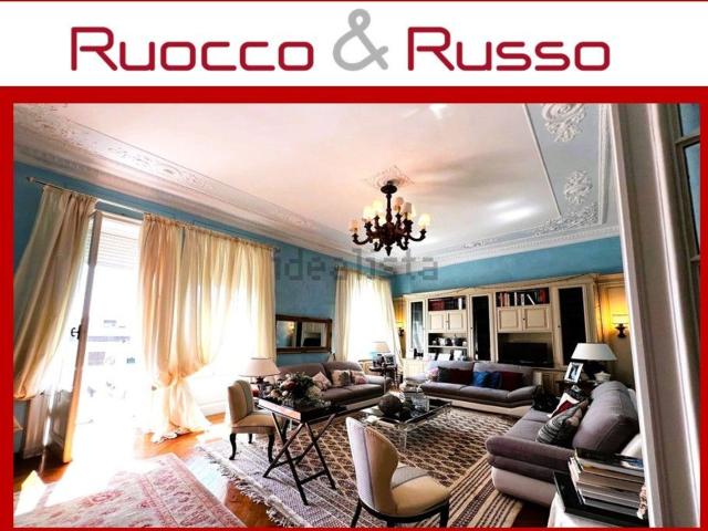 Appartamento in vendita di 250 m² in Viale Mojon