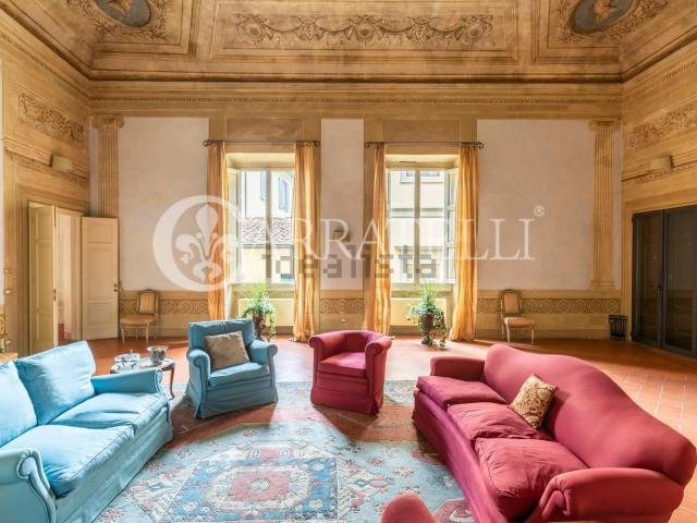 Appartamento in vendita di 250 m² in Borgo Pinti, 1