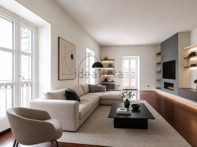 Appartamento in vendita di 250 m² in Corso Magenta