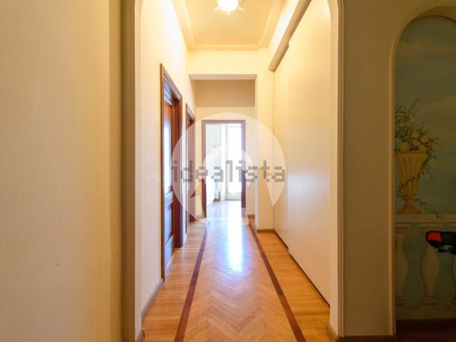 Appartamento in vendita di 250 m² in Piazza Martiri del 7 Luglio, 3